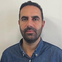 اقای زاهدی نیا
